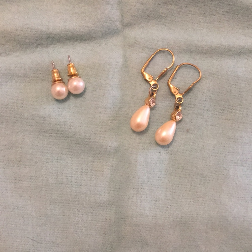 Faux Pearl Earring Set